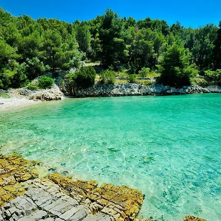 Secluded House With Seawater Pool Dom wakacyjny