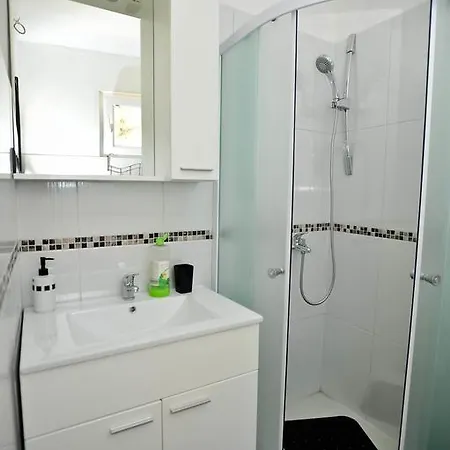 Charming Milna (Brac)