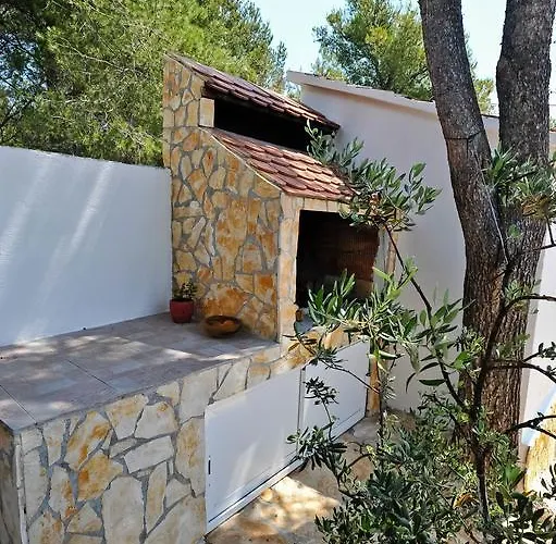 Villa Charming Milna (Brac)