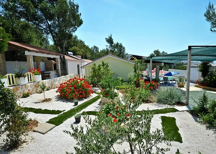 Villa Charming Milna (Brac)