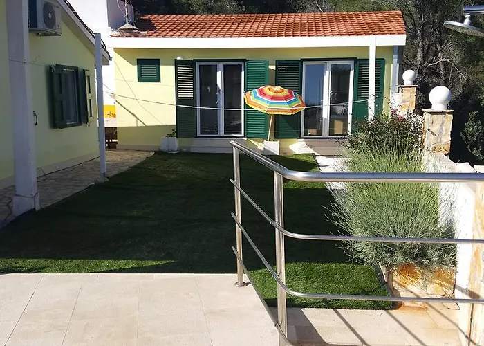 Charming Milna (Brac)