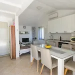 Secluded House With Seawater Pool * Milna (Brac)