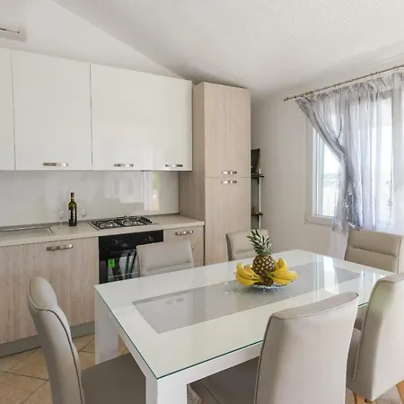 Vila Charming Milna (Brac)